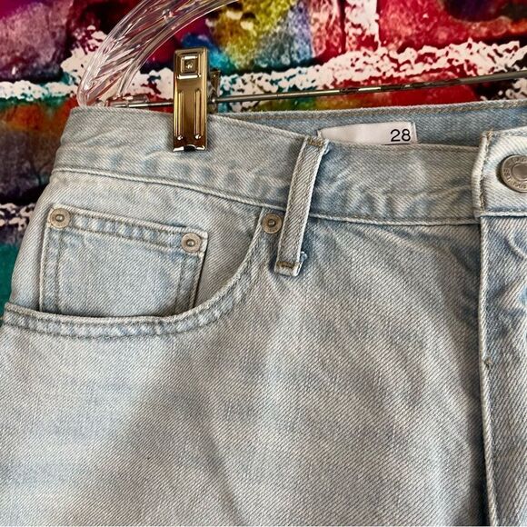 Gap Light Denim Sexy Boyfriend Jean Shorts Size 28 - Picture 6 of 9